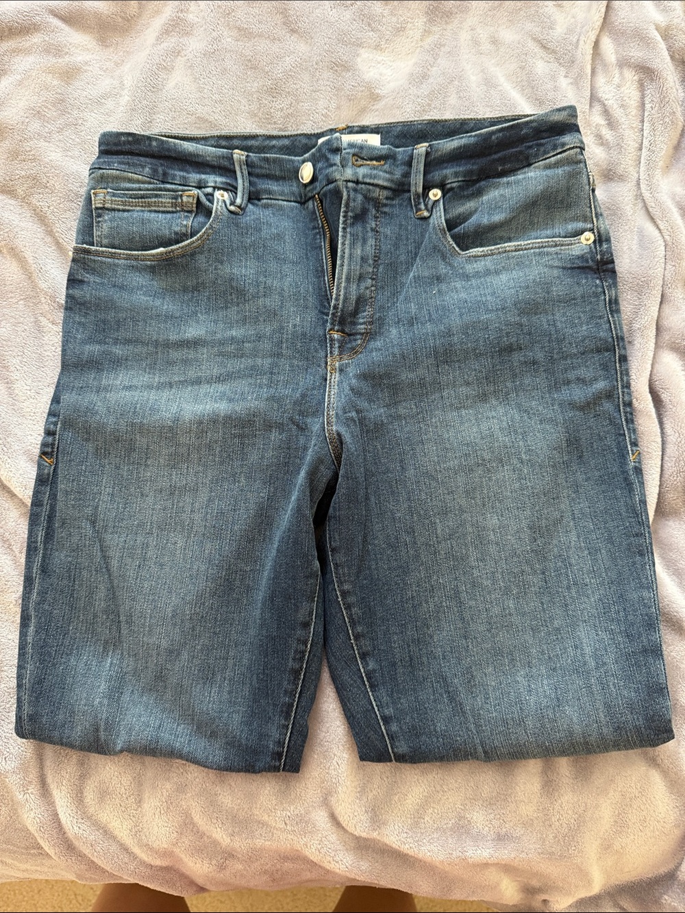 Good American women’s “good legs” jeans. Size 30.